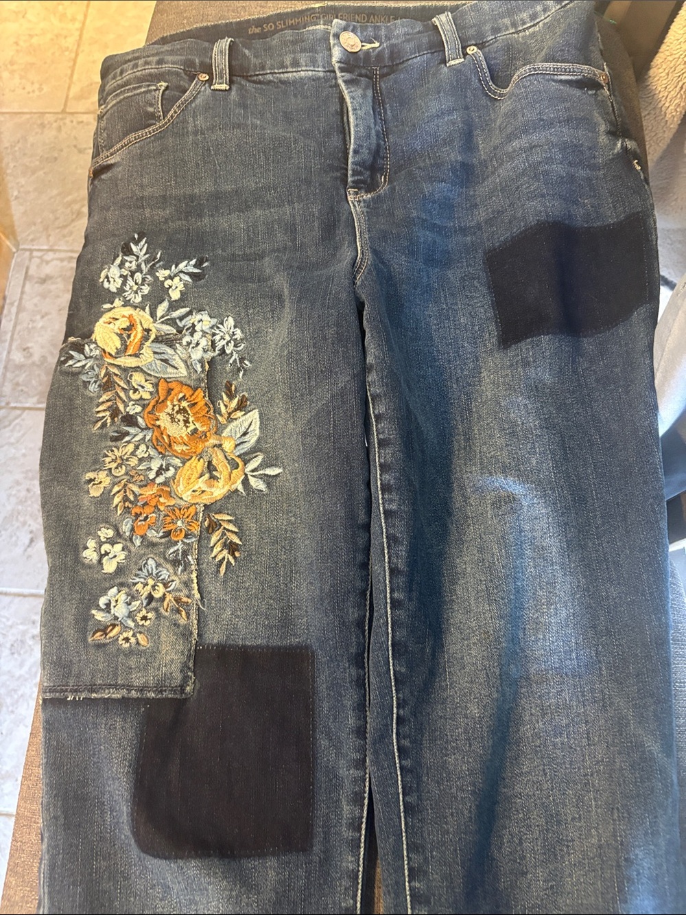 Chicos jeans size 1 (US size 8)
